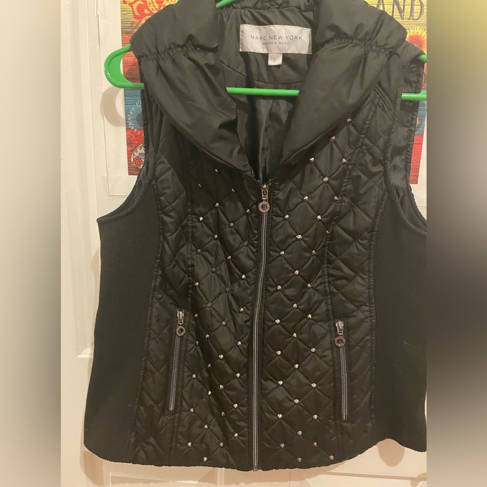 New Marc New York black woman vest size L
